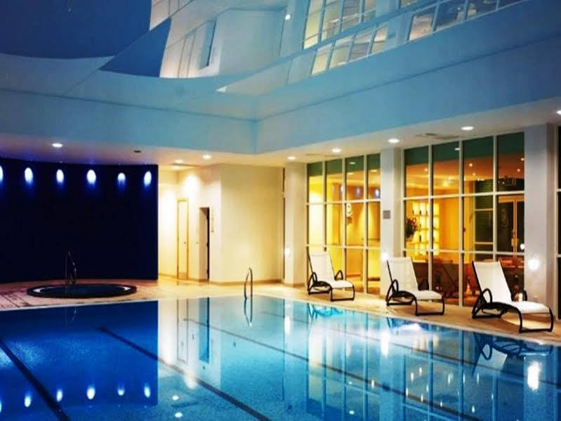 Regency Park Hotel, Health Club & Spa Thatcham Exteriér fotografie
