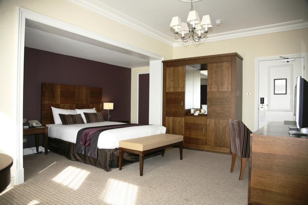 Regency Park Hotel, Health Club & Spa Thatcham Exteriér fotografie